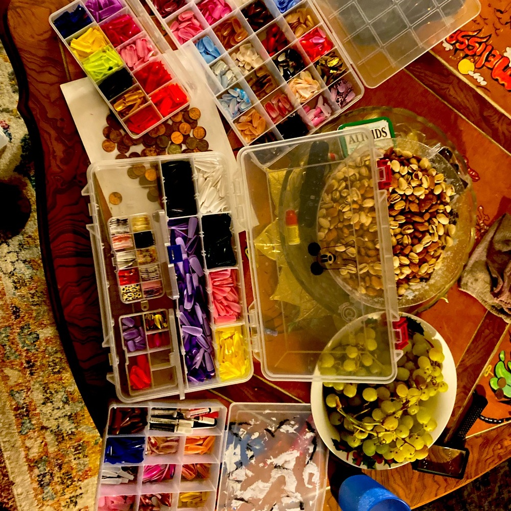 Huge nail lot